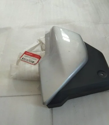 COVER L SD SLV NO STRP Honda Mega Pro