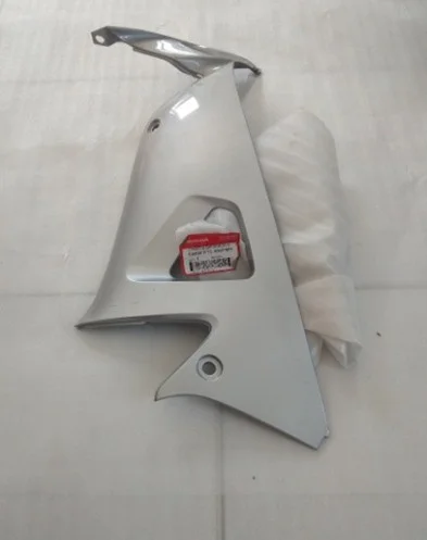 COVER R M/P SILVER REVO
