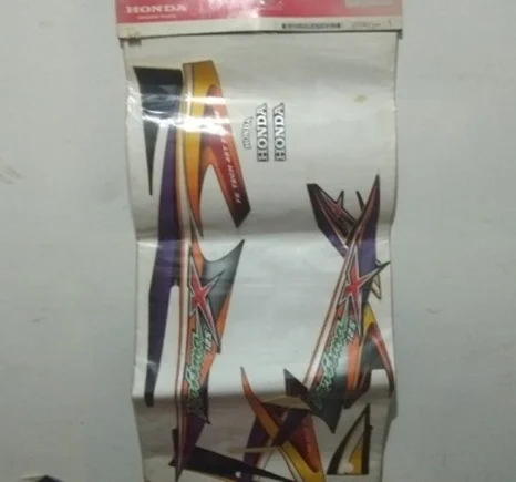 Sticker Body Hitam Kharisma X 